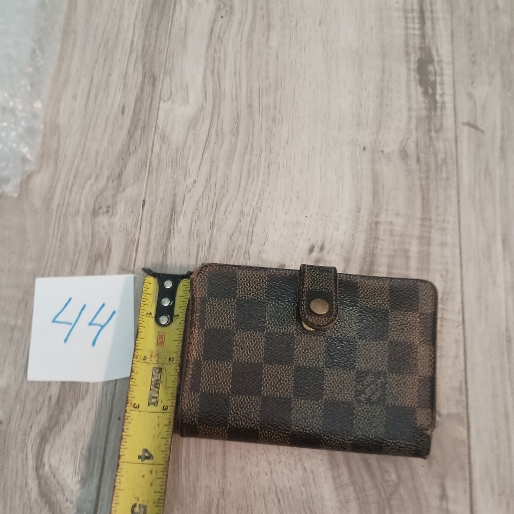 Auth Louis Vuitton LV Damier Vienois Wallet w/ Gold Fittings Canvas Brown - Picture 16 of 16